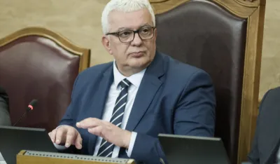 Mandić jo&scaron; nije odlučio o kazni za poslanike: Želim da nađemo kompromis