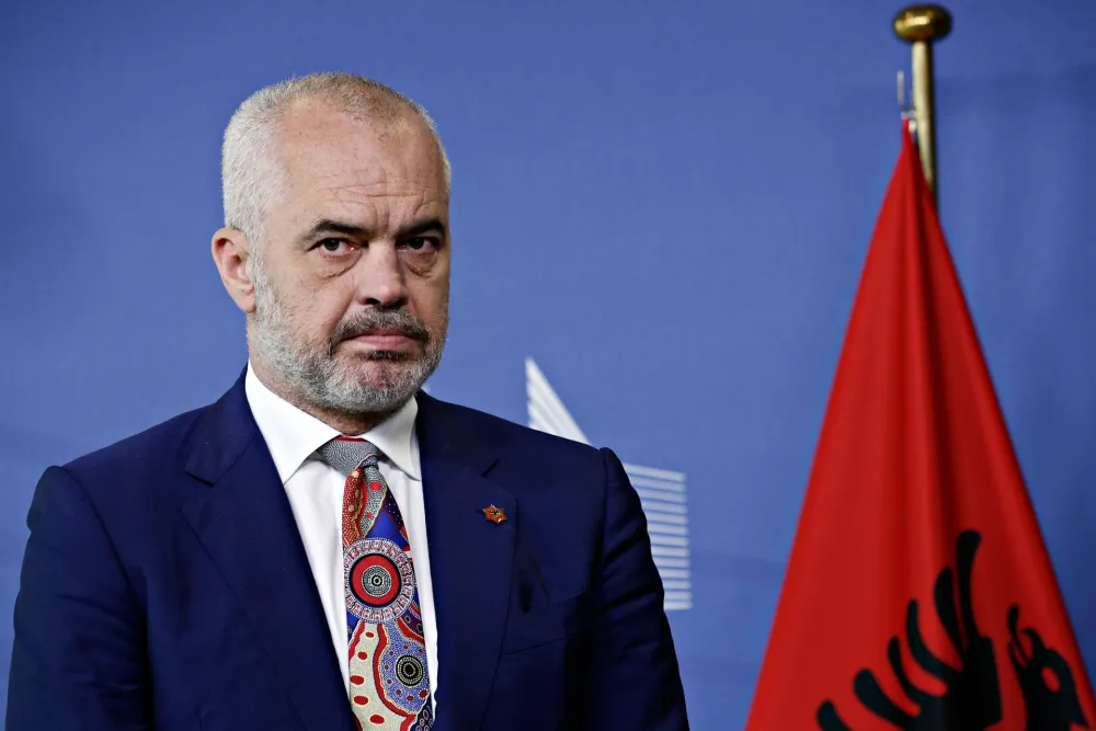 Rama: U Albaniji se formira vjerska država po uzoru na Vatikan