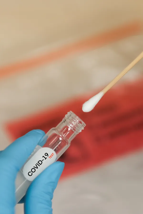 CIA: Veća vjerovatnoća da je koronavirus ponikao iz laboratorije nego od životinja