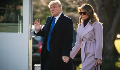 (FOTO) Melanija Tramp pozirala za zvanični portret u Bijeloj kući