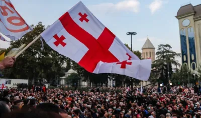 Policija u Gruziji uhapsila dvojicu opozicionih lidera tokom protesta