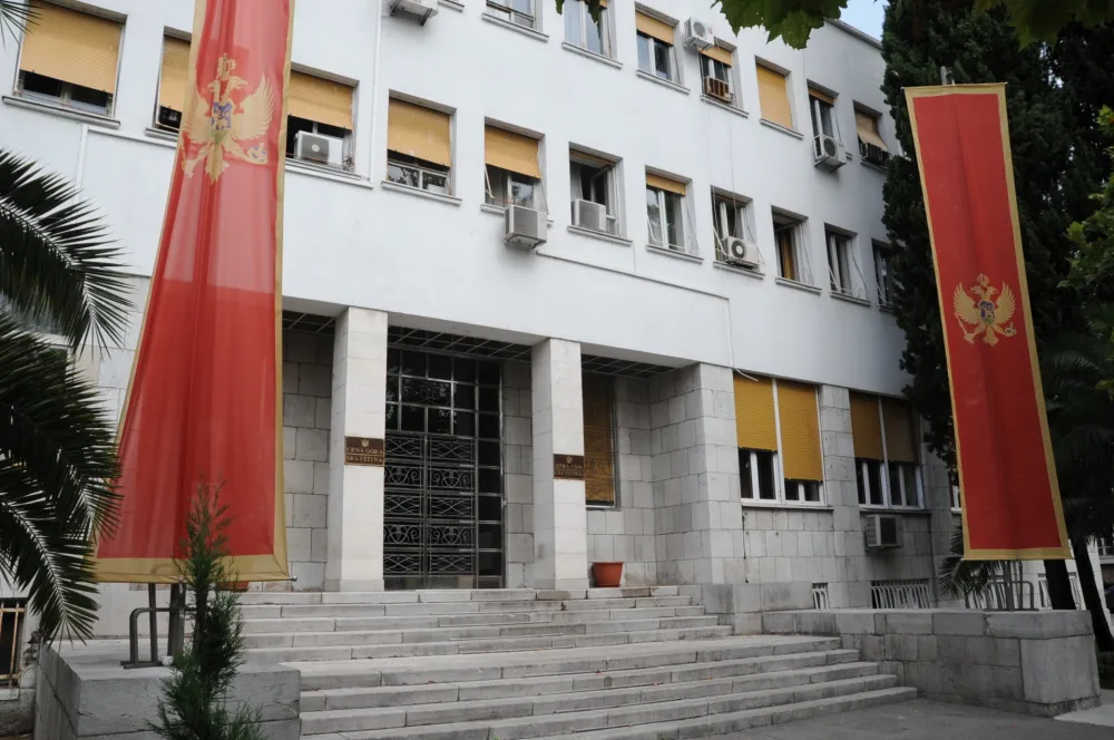 Parlamentarna istraga o "crnim trojkama" 20. februara