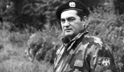Izručenje Slobodana Milo&scaron;evića Ha&scaron;kom tribunalu 28. juna 2001. (2): Podržavali Ko&scaron;tunicu u sukobu sa Đinđićem