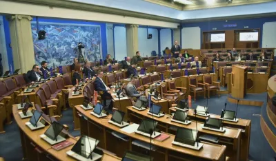Vraćaju se privilegovane poslaničke penzije