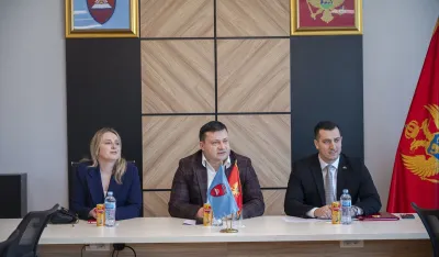 Sa sastanka