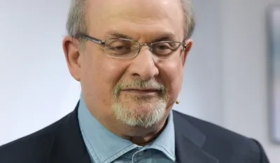 Progla&scaron;en krivim mu&scaron;karac koji je napao Salmana Ruždija i trajno mu o&scaron;tetio oko