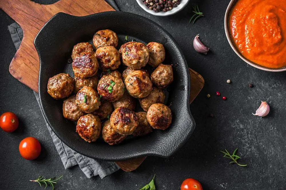 Kebab ćufte&nbsp;sočan mesni obrok