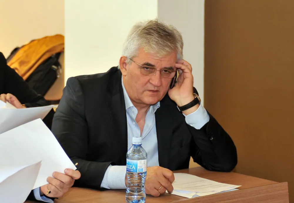 Radulović: Pad prihoda u turizmu opomena za hitnu promjenu politika države