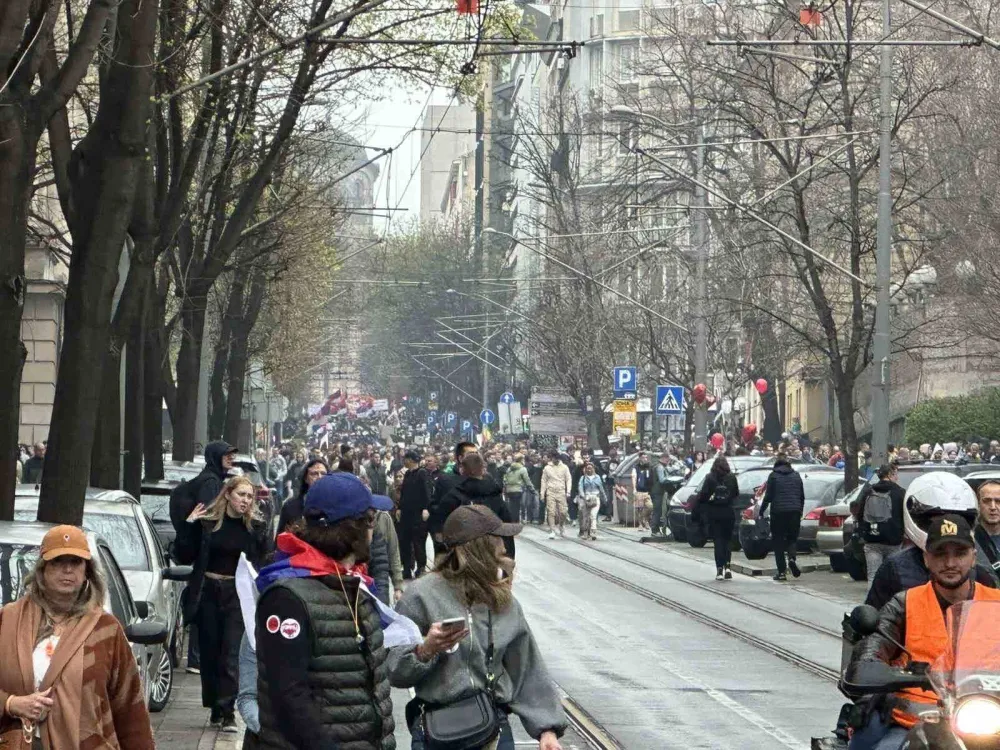 (VIDEO) Službe bezbjednosti objavile &scaron;ta se dogodilo sinoć na protestu u 19.10h