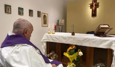 Papa Franjo u bolnici