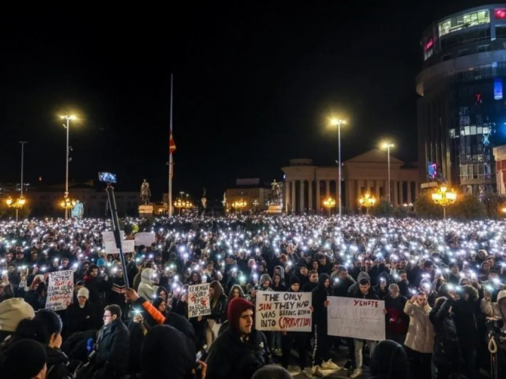 Hiljade građana u Skoplju odaje počast stradalima u požaru