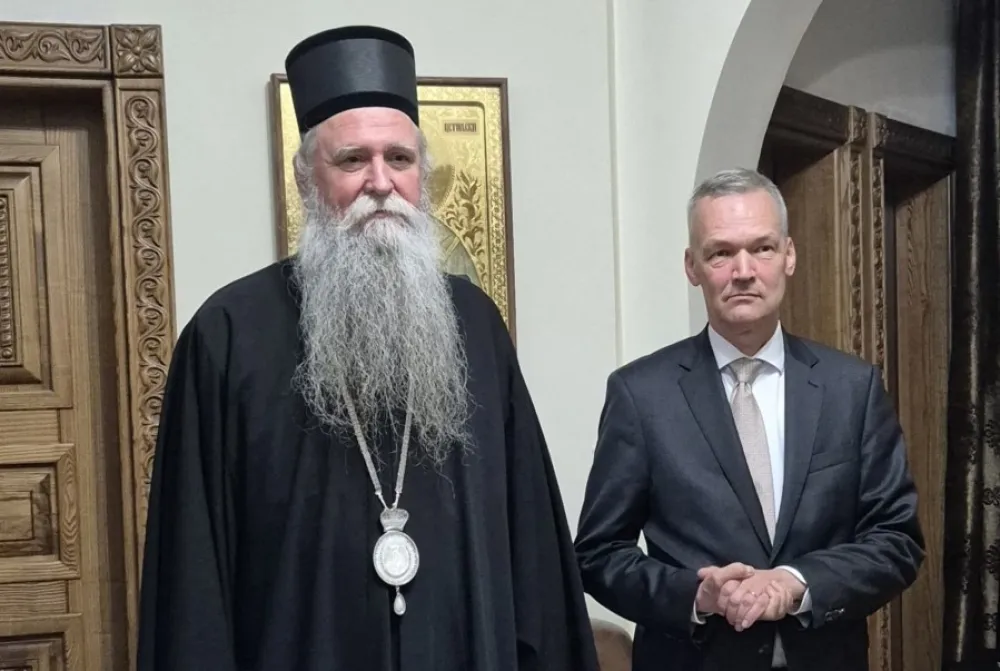 Mitropolit Joanikije sa holandskim ambasadorom