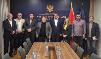Krapović sa delegacijom Op&scaron;tine Andrijevica razgovarao o gradnji kasarne