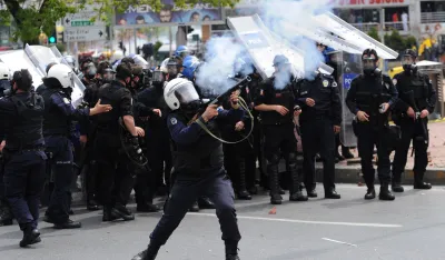 (VIDEO) Desetine hiljada demonstranata u Istanbulu prkosi Erdoganovim prijetnjama