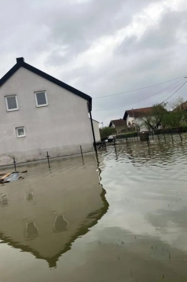 (FOTO/VIDEO)&nbsp;Prijedor: Ukinuto stanje vanredne odbrane od poplava