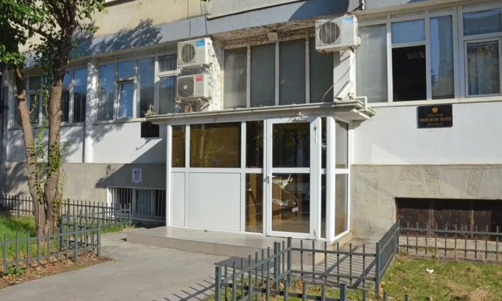 Podgoričani osumnjičeni da su krali alkohol i cigarete koje su preprodavili