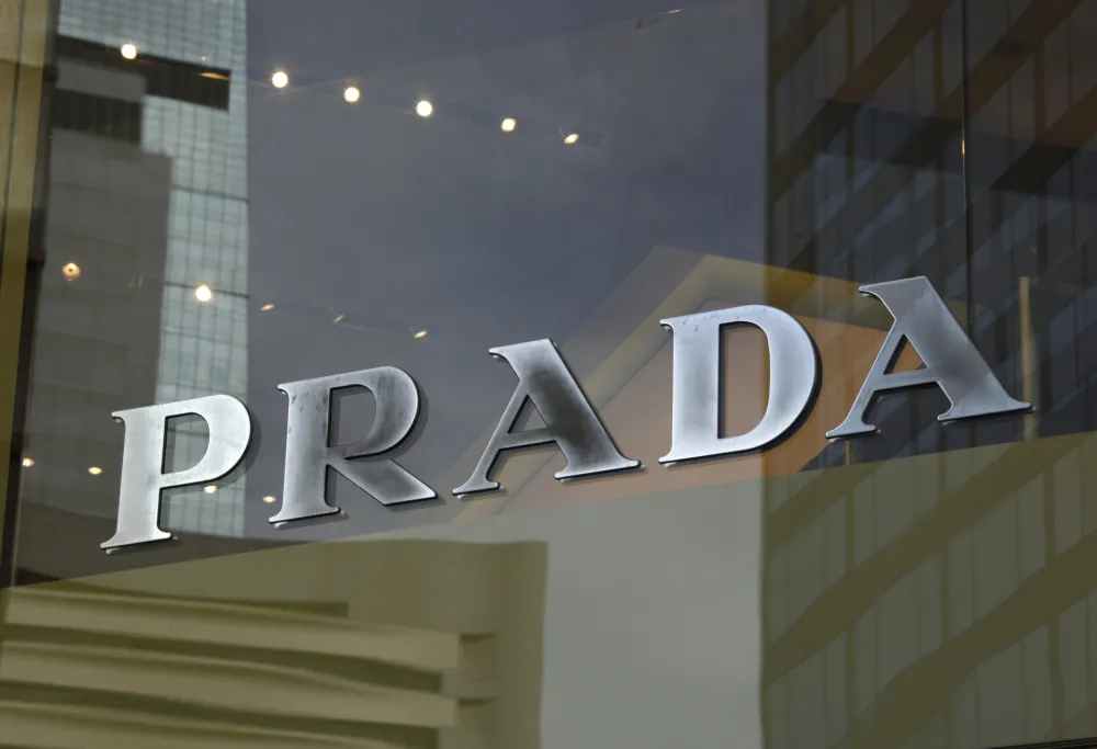 Prada kupila Versaće za 1,25 milijardi eura