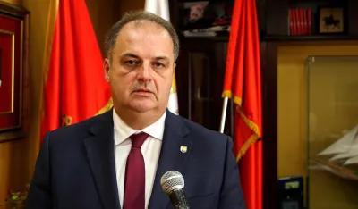Nimanbegu pisao Mandiću, zahtijeva sastanak