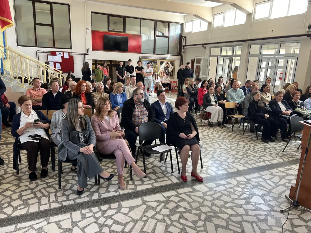 Gimnazija "Miloje Dobra&scaron;inović" proslavila 99. rođendan: Simbol trajanja i temelj intelektualnog razvoja