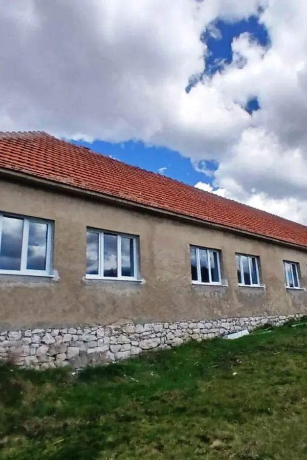 Novi prozori na &scaron;koli&nbsp;"Janko Bjelica" u Donjim Crkvicama