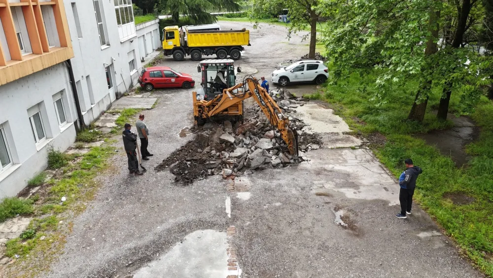 Na Obali Ribnice na&scaron;lo se mjesta za gradnju parkinga