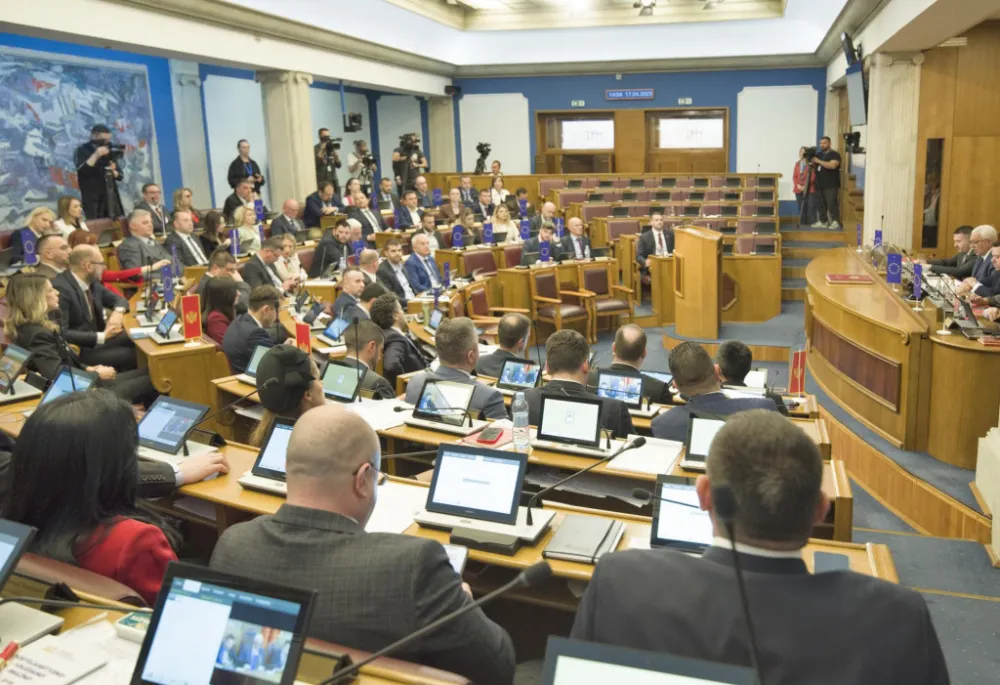 Skup&scaron;tina Crne Gore nastavlja sa radom