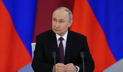 U susret Danu Pobjede Putin proglasio prekid vatre
