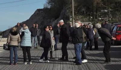 Cetinjani najavili i danas dvosatnu blokadu na Kru&scaron;evom ždrijelu