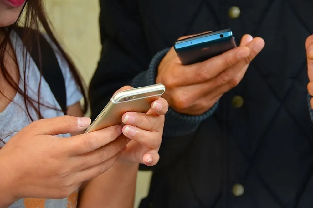 U Crnoj Gori duplo vi&scaron;e korisnika mobilnih telefona nego stanovnika