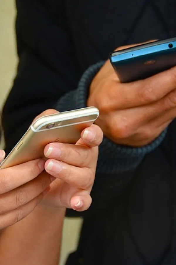 U Crnoj Gori duplo vi&scaron;e korisnika mobilnih telefona nego stanovnika