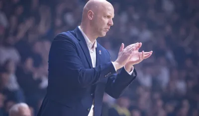 Andrej Žakelj