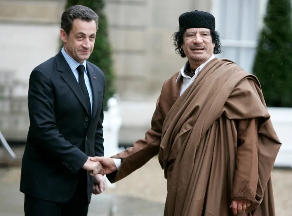 Sarkoziju skinuta nanogica, u septembru odluka o nezakonitom finansiranju u paktu sa gadafijem