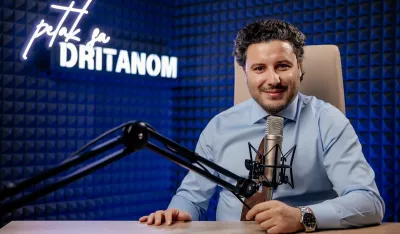 Abazović: Ne treba nam vlast koja čuva fotelje, već ona koja se žrtvuje za javni interes