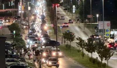 (VIDEO) Incident u Ulcinju: U tuči stranih državljana kori&scaron;ćeni noževi, ima povrijeđenih?