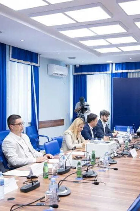 Ustavni odbor utvrdio predlog za prestanak funkcije sudiji Budmiru &Scaron;ćepanoviću