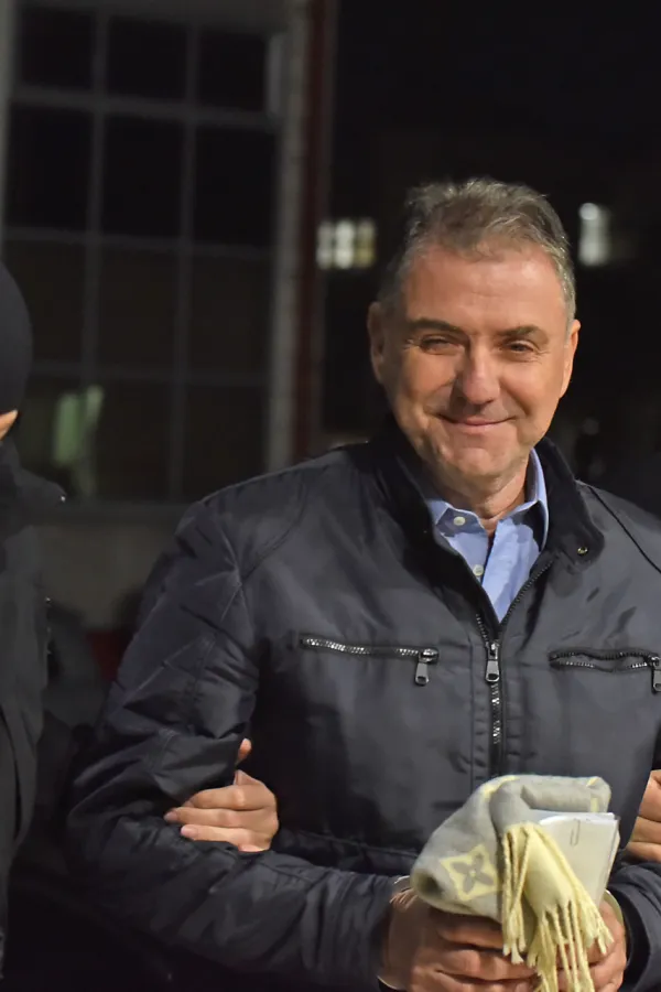 Petar Ivanović potpisao &scaron;est, a Mugo&scaron;a tri&nbsp;ugovora&nbsp;u predmetu &bdquo;Abu Dabi fond&rdquo;