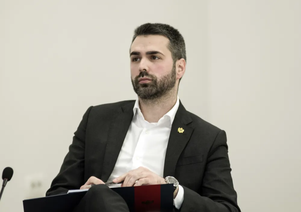 Krvavac: Broj ugovora o djelu u državnoj upravi smanjen za 11,5 odsto