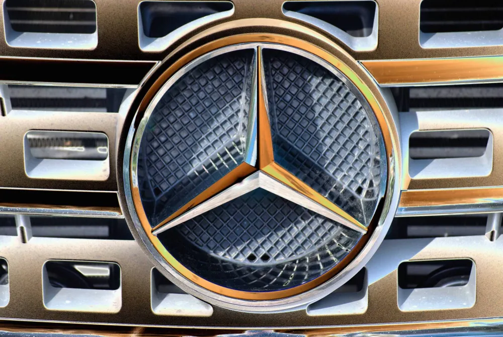 Mercedes vr&scaron;i "korekciju kursa": Motori sa unutra&scaron;njim sagorijevanjem ostaju u ponudi