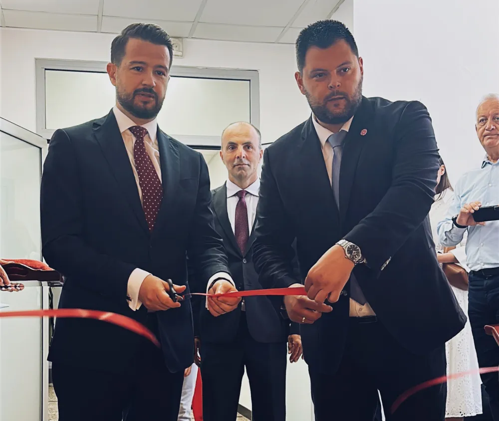 Predsjednik Crne Gore i predsjednik Op&scaron;tine Nik&scaron;ić otvorili studio RTCG u Nik&scaron;iću