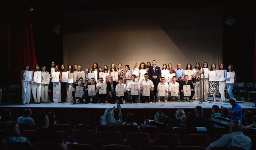 U Rožajama zasijalo 37 diploma &ldquo;Luča&rdquo;