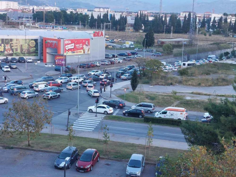 AMSCG: Tokom dana pojačana frekvencija vozila