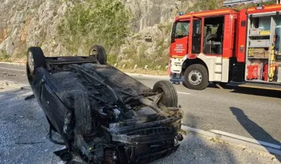 Udes na putu Cetinje&ndash;Budva: Dvoje povrijeđenih, transportovani u KCCG