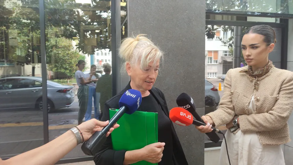 (VIDEO) Slavica &Scaron;ćekić o odlaganju zavr&scaron;nih riječi: Ovo je produžavanje agonije