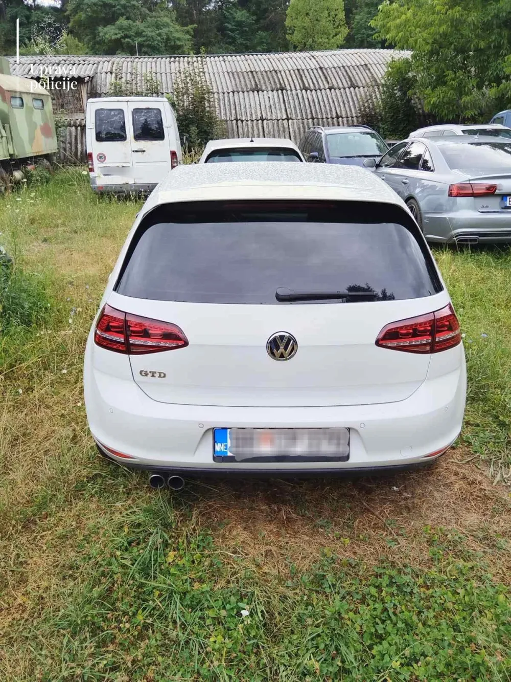 Berane: Krivična prijava protiv osobe kod koje je pronađen 21 komad vatrenog oružja, 755 komada municije, prigu&scaron;ivači...