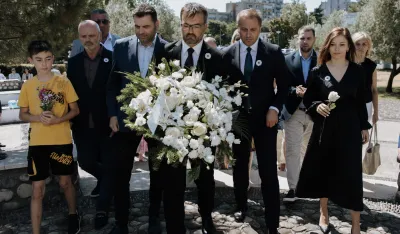 Delegacija Evropskog saveza položila vijenac u znak sjećanja na genocid u Srebrenici