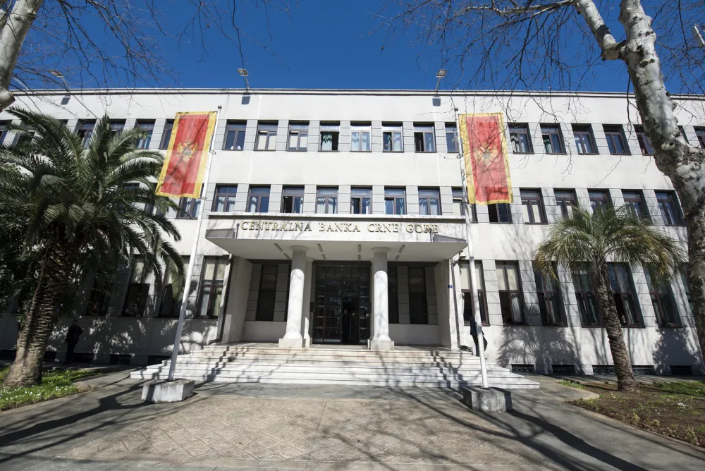 CBCG: Platni promet 2,43 milijarde eura