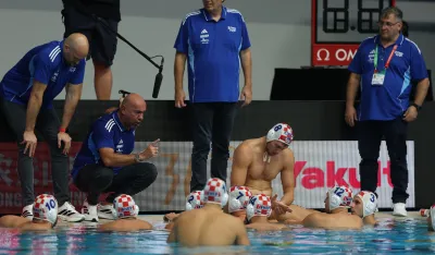 Tucak sa svojim izabranicima