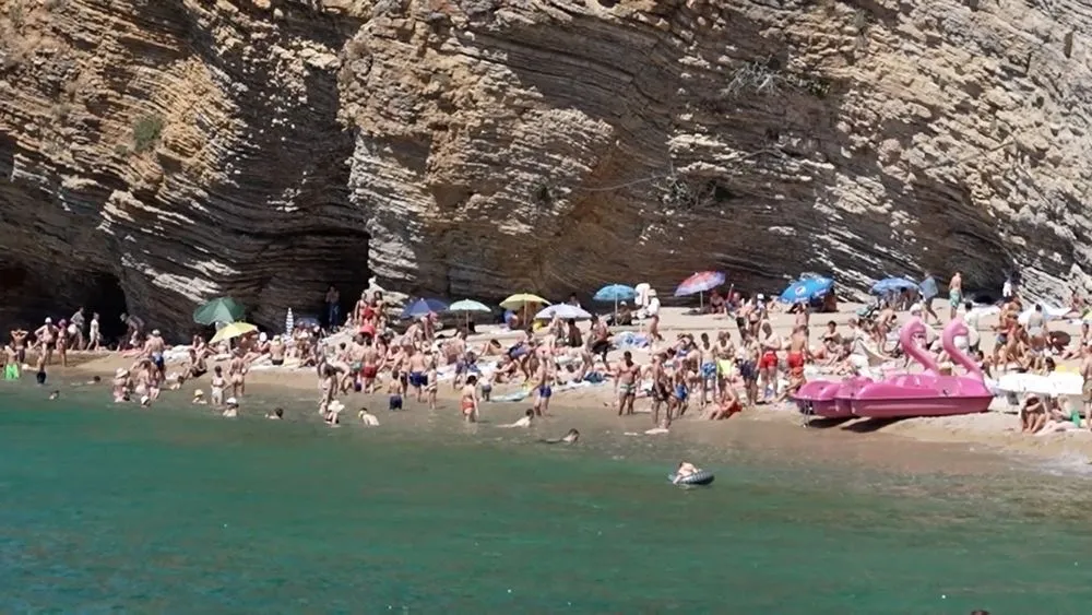 Turistički promet u julu: Vi&scaron;e od 130.000 gostiju trenutno boravi u Crnoj Gori