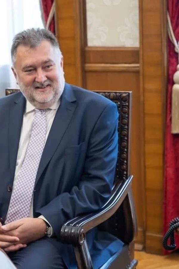 Gandel za "Dan": Dio političke elite svjesno ne želi da vidi Crnu Goru u EU