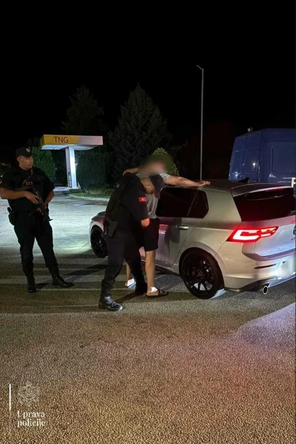 (FOTO) Pojačane aktivnosti policije: Kontrolisano vi&scaron;e od 2.000 osoba, uhap&scaron;eno 16